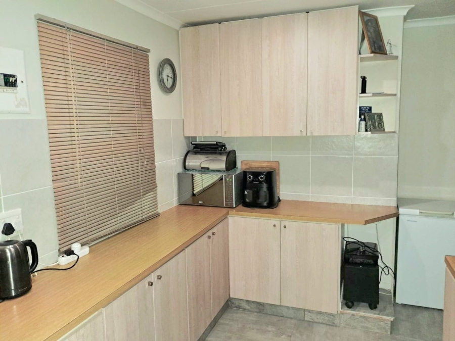 To Let 3 Bedroom Property for Rent in Kamma Park Eastern Cape